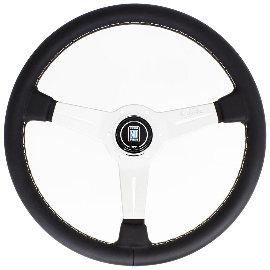 Nardi Classic ND36 Ratti, Musta Nahka, Satiini Puolat, Harmaa Tikkaus, 40 mm Syvyys
