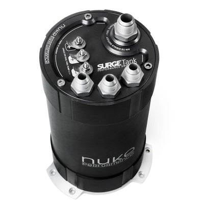 Nuke Performance 2G Fuel Surge Tank 3.0 litraa Deatschwerks DW400 -pumpulle
