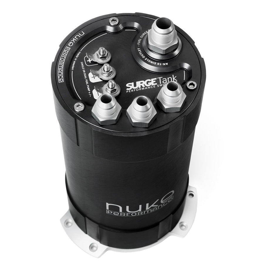 Nuke Performance 2G Fuel Surge Tank 3.0 litraa Deatschwerks DW400 -pumpulle