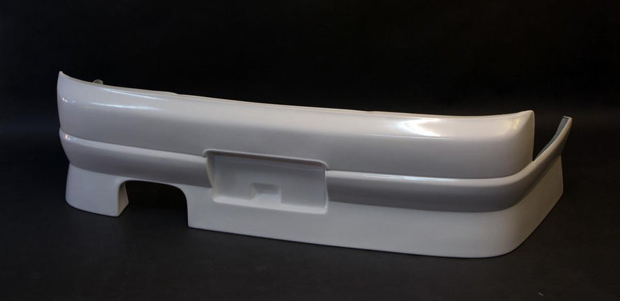"Uras Style" takapuskuri Nissan Skyline R33