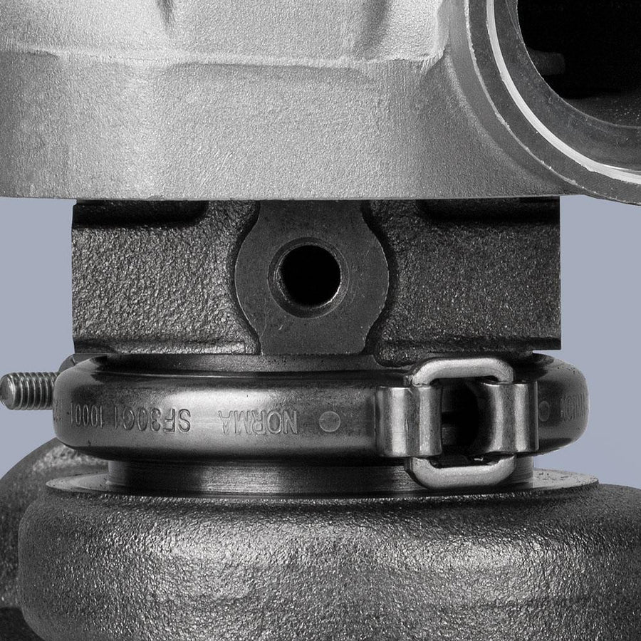 TD04 Turboahdin Mitsubishi GT3000 3.0 V6 vasen 49177-02400