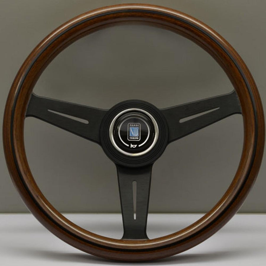 Nardi Classic ND33 Ratti, Puu, Mustat Puolat, 40 mm Syvyys