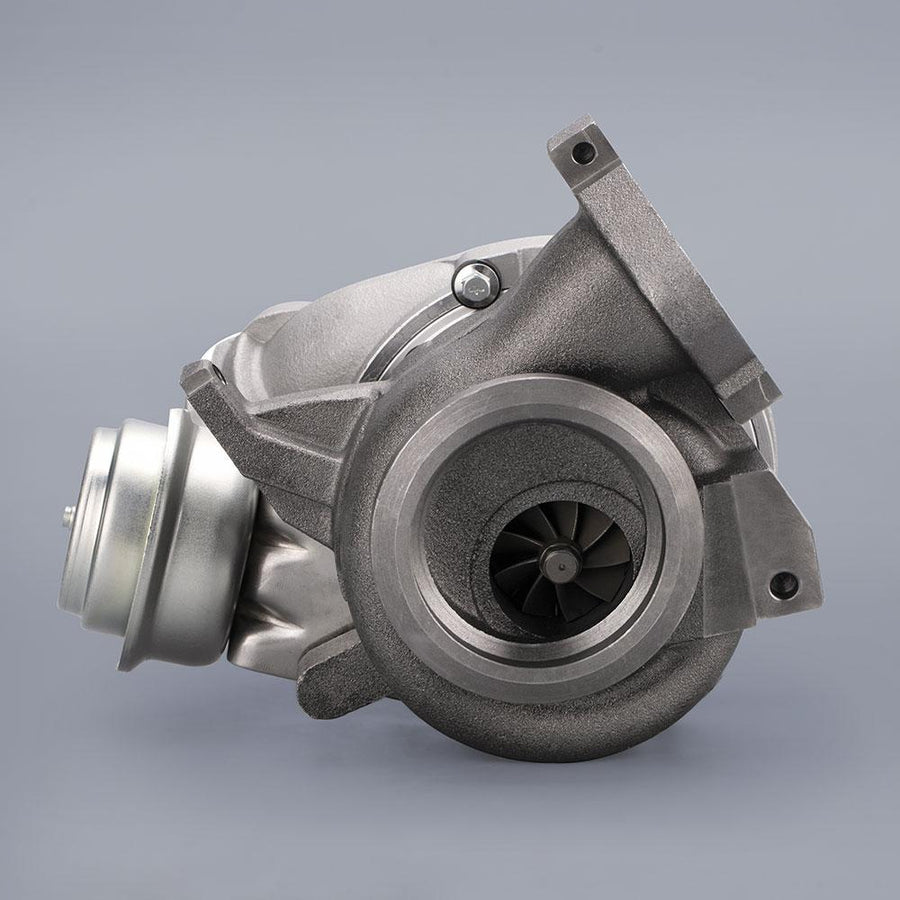 GT1852V Turboahdin yhteensopiva Mercedes Benz Sprinter Van 2.2L, C200/220 W210/211 OM611