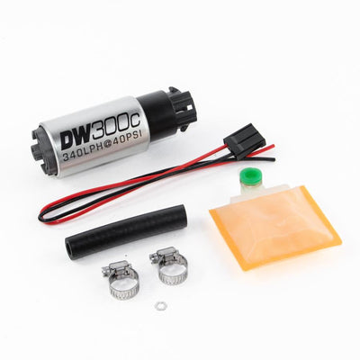 Deatschwerks DW300C 340 L/h E85-polttoainepumppu, universaali asennussarja klipseillä