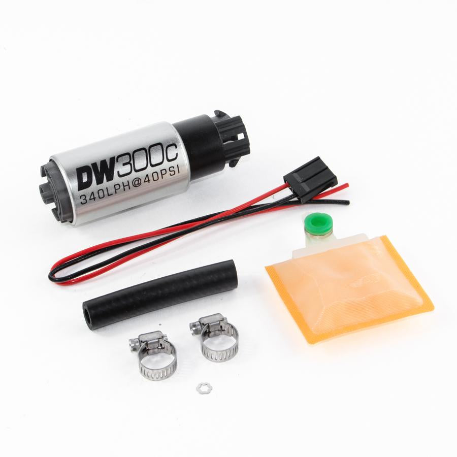 Deatschwerks DW300C 340 L/h E85-polttoainepumppu, universaali asennussarja klipseillä