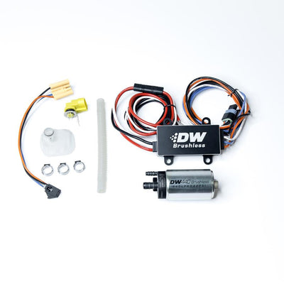 Deatschwerks DW440 440 L/h E85-polttoainepumppu C103-ohjaimella Mazda RX-8 & Nissan 370Z