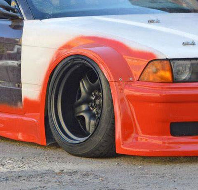 GTR etulokasuojat BMW E36 Coupé