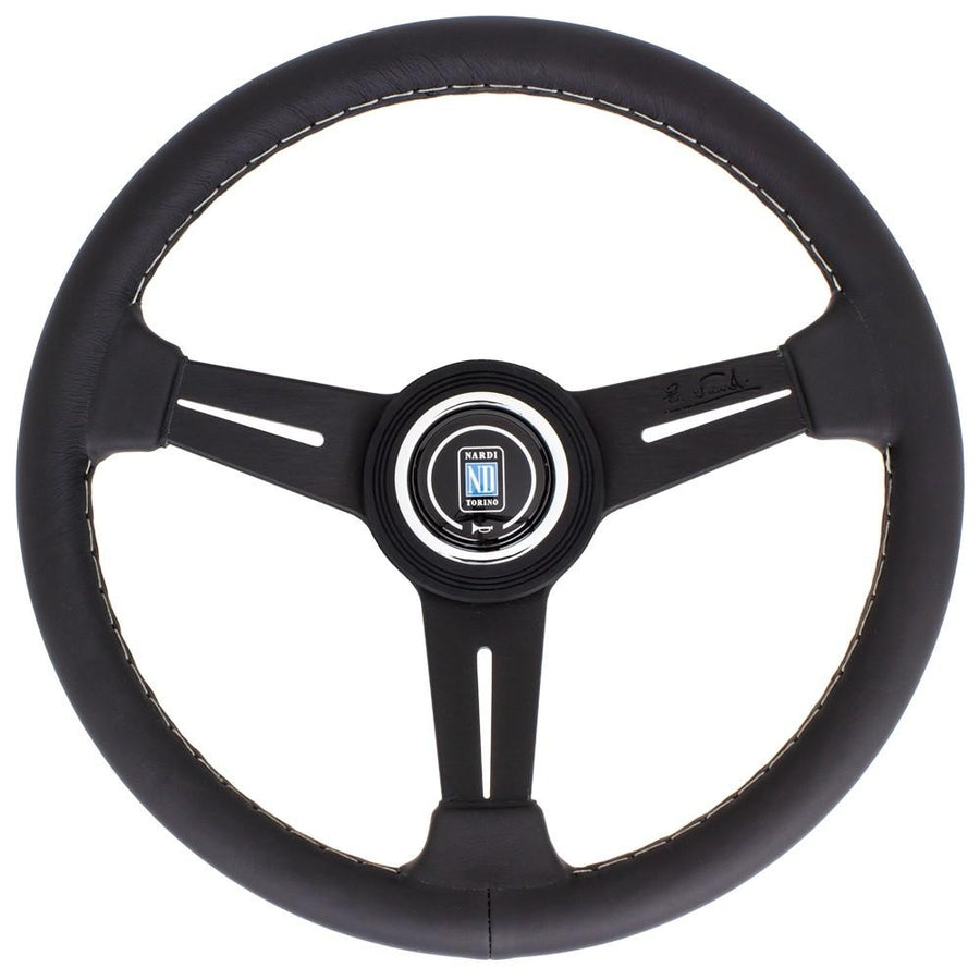 Nardi Classic ND33 Ratti, Musta Nahka, Mustat Puolat, Harmaa tikkaus, 40 mm Syvyys