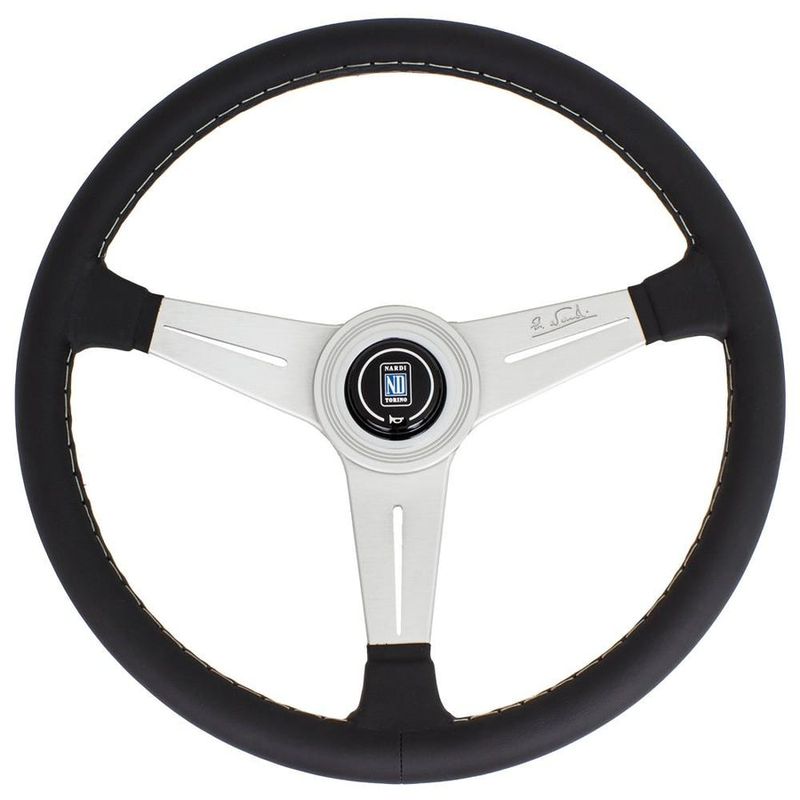 Nardi Classic ND34 Ratti, Musta Nahka, Satiini Puolat, Harmaa Tikkaus, 25 mm Syvyys