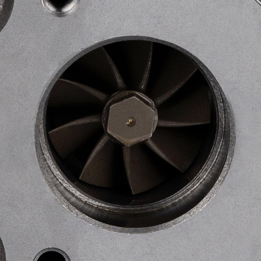 GT1749V VNT Turboahdin Audi A4 2.0 TDI 140 hv, 103 kW BRE/758219