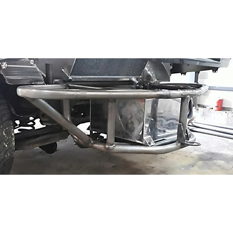 Polttoainesäiliön Suojakori + Törmäyspalkki BMW 1-sarja E82 (11-12)