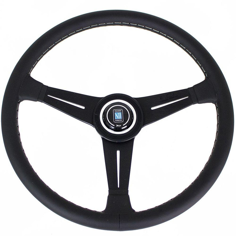 Nardi Classic ND39 Ratti, Musta Nahka, Mustat Puolat, Harmaa Tikkaus, 30 mm Syvyys