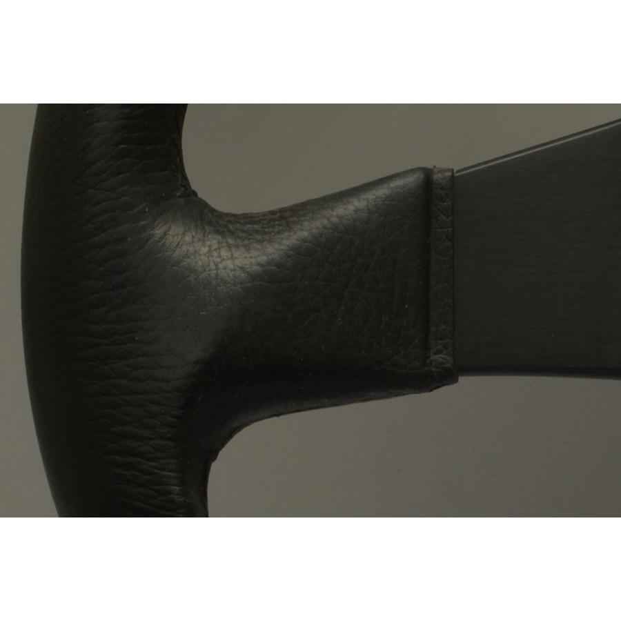 Personal Blitz Ratti - 330 mm - Musta PU, Mustat Puolat