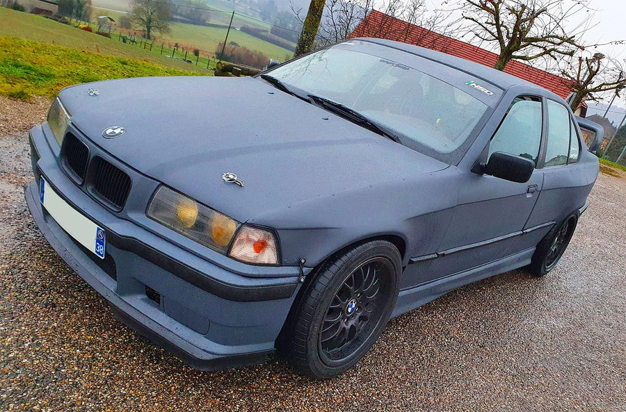 "Felony-tyylinen" leveä korisarja BMW E36 Sedanille