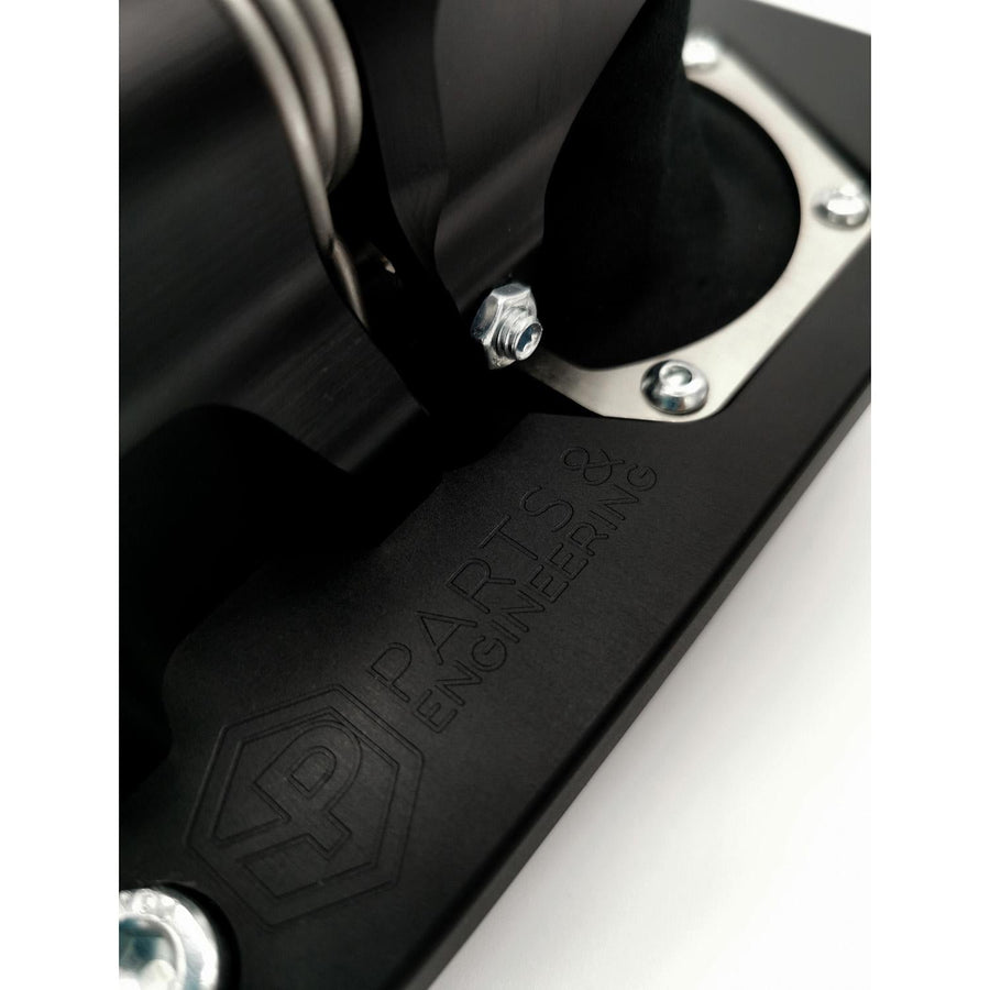 NP Parts V2 Musta Short Shifteri BMW