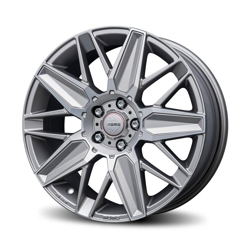 Momo Evoluzione 18x8" 4x108 ET30, Mattatitaani & Hopea