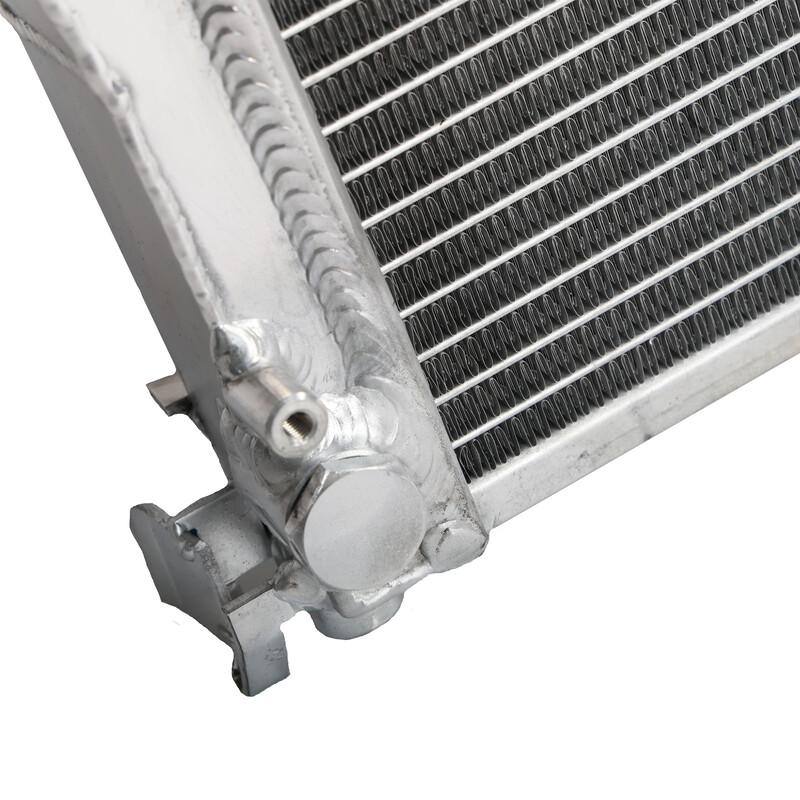 Cooling Solutions alumiini jäähdytin BMW 335i & 135i (06–13)