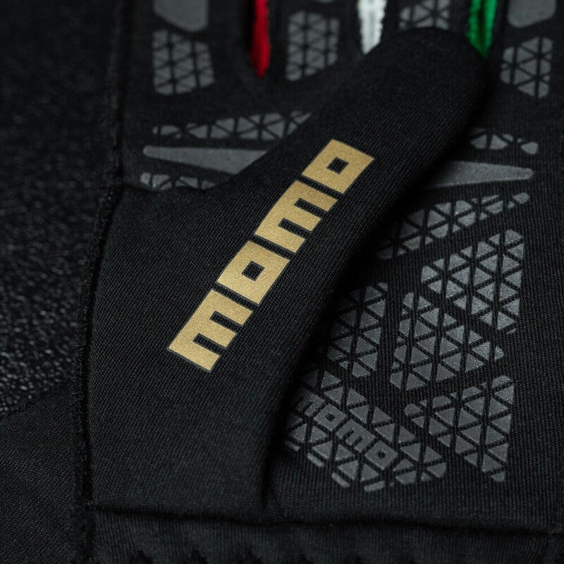 Momo Corsa Pro Anniversario Ajohanskat (FIA)