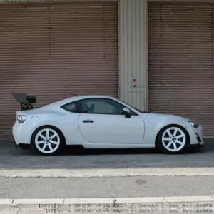 000000001279-05-l.jpg Origin Labo +25mm Takalokasuojat Toyota GT86