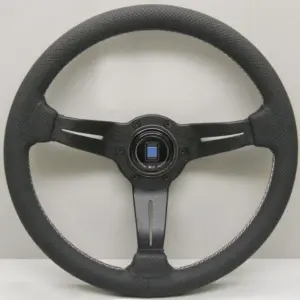0c1d28deeda34c219e3b0fdce94cf64a.jpg Nardi Deep Corn Ratti, Musta Rei'itetty Nahka, Mustat Puolat, Italia Tikkaus, 75 mm Syvyys, Ø35 cm