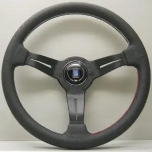 33c1d5f53ae20ca9a92cd5b8feac192f.jpg Nardi Deep Corn Ratti, Musta Rei'itetty Nahka, Mustat Puolat, 3-Osainen Italia Tikkaus, 50 mm Syvyys, Ø33 cm