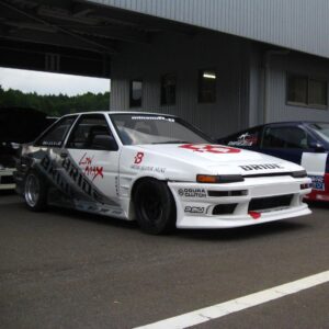 39806469_org_v132680242720copie.jpg Origin Labo "Stream Line" Etupuskuri Toyota Corolla AE86 Trueno