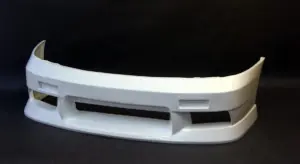 470f01470c793c6bbab245d115420804.jpg "Uras Style" etupuskuri Nissan Skyline R33