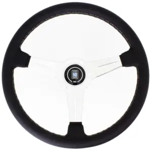 548c69e4d83499000f4488292befb64a.jpg Nardi Classic ND36 Ratti, Musta Nahka, Kromi Puolat, Harmaa Tikkaus, 40 mm Syvyys