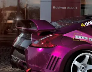 5cbe99be80cff08b5506d84726ebe30b.jpg "Amuse-tyylinen" takaspoileri Nissan 370Z