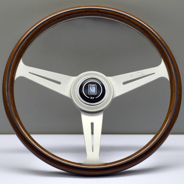 Nardi Classic ND36 Ratti, Puu, Himmeät Puolat, 40 mm Syvyys (Iso Keskiö)