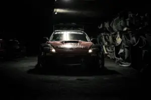 b051b1ed39912c081a7e86f6bfaef8ce.jpg FRP-ritiläkonepelti Mazda RX-8
