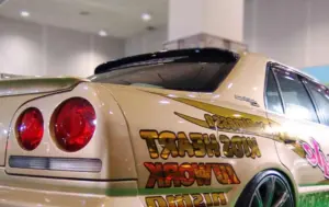 roofwing_r34_03.jpg Origin Labo Katto Spoileri Nissan Skyline R34 (4-ovinen)