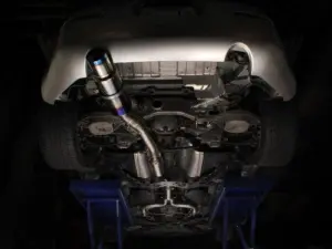 ti_z_lift_b.jpg Tomei Expreme Ti pakoputkisto Nissan 350Z