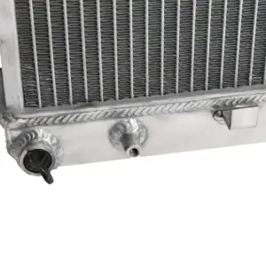 Photo20-205-3.jpg Cooling Solutions alumiini jäähdytin Toyota Supra MK3