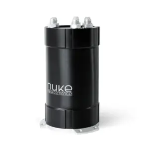 150-01-206-03.jpg Nuke Performance 2G Fuel Surge Tank 3.0 litraa sisäisille polttoainepumpuille
