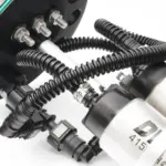 150-20-101_03_yLWXAY.jpg SAE ID10 polttoainepumppuasennussarja kahdelle polttoainepumpulle