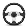 xlarge-1f026d2f77b7c1e7d1f21217ca59c4fa.jpg Momo Millenium Ratti (40 mm Syvyys), Musta Nahka, Alumiini puolat - 32 cm