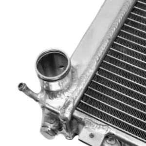 xlarge-Radiateur-17.jpg Cooling Solutions alumiini jäähdytin Subaru Impreza 2.0L Turbo GC & Legacy 2.2L Turbo BC